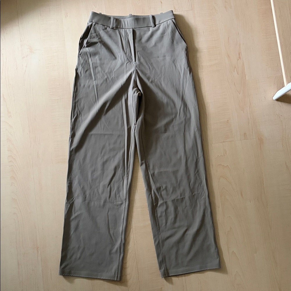 Daydrift High-Rise Straight-Leg Trouser Regular - Picture 6 of 10